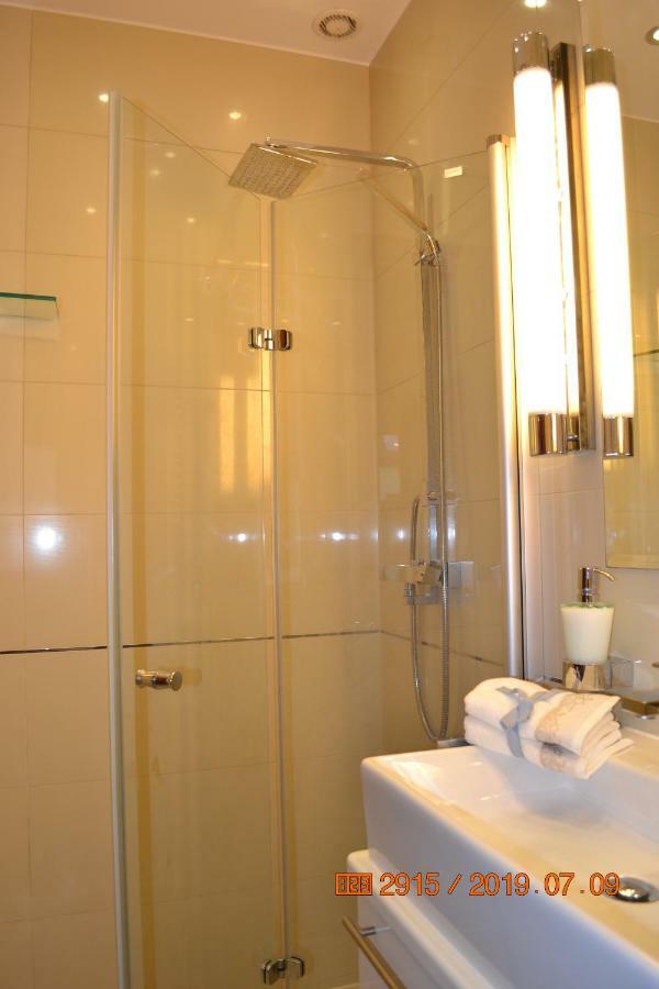 Apartament Parkowa Polana Z Ogrodem Apartment Polanica-Zdroj Ngoại thất bức ảnh